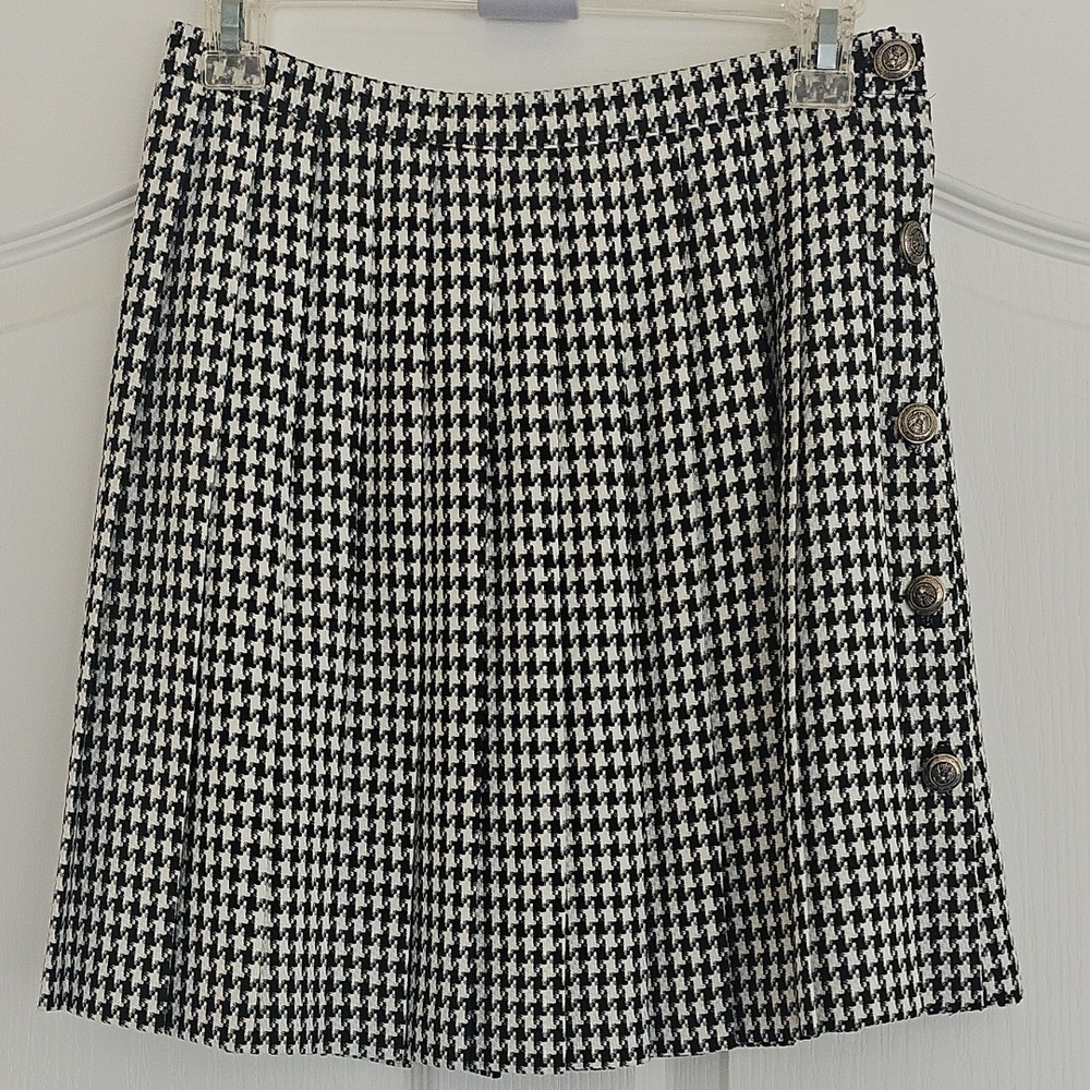 Vintage Black and White Houndstooth Pleated Skirt